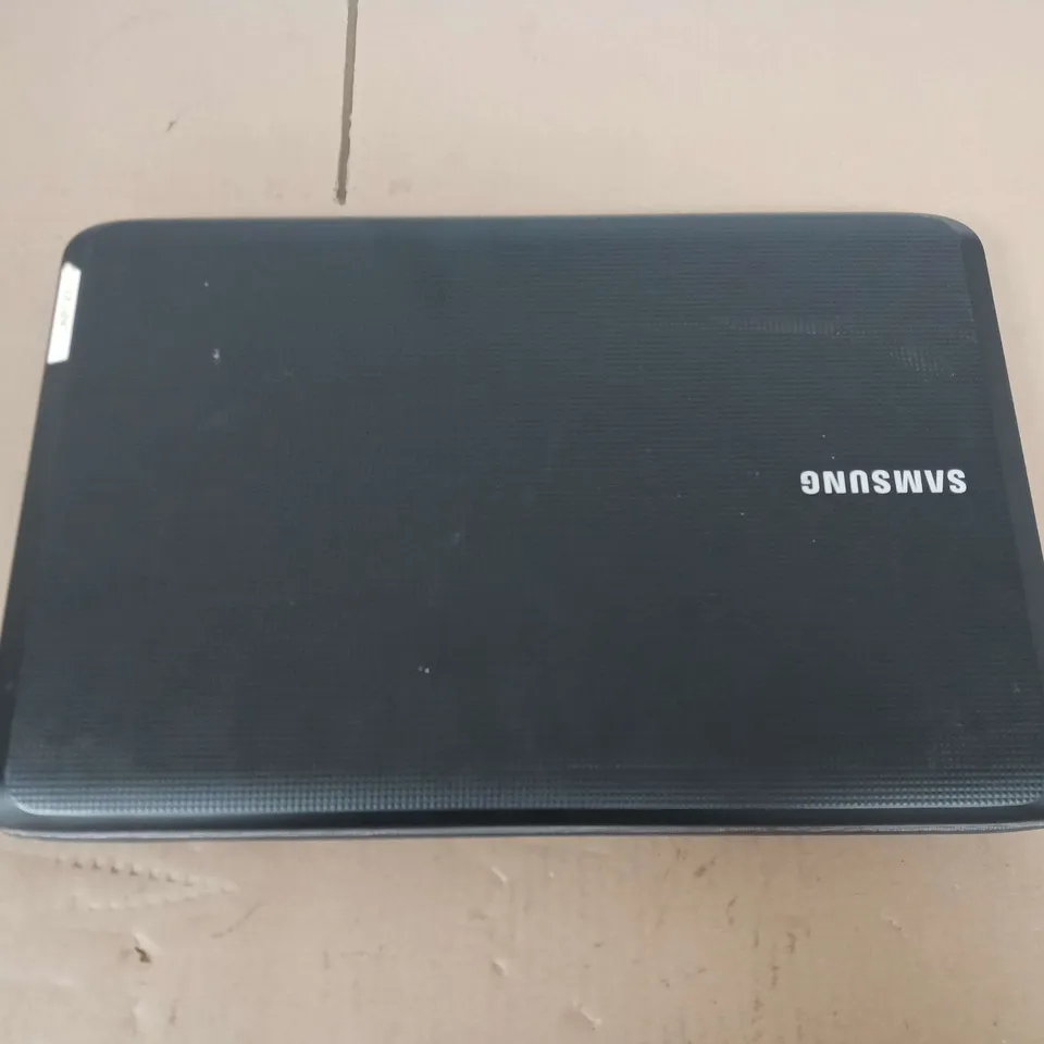SAMSUNG R530/R730/R540 15 INCH CELERON P4500 1.87GHZ