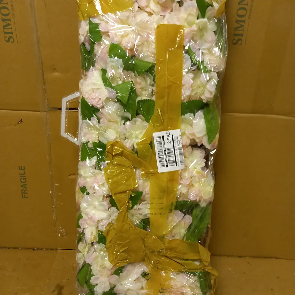 CHERRY BLOSSOM TRELLIS 180 X 60 CM  RRP £32.99