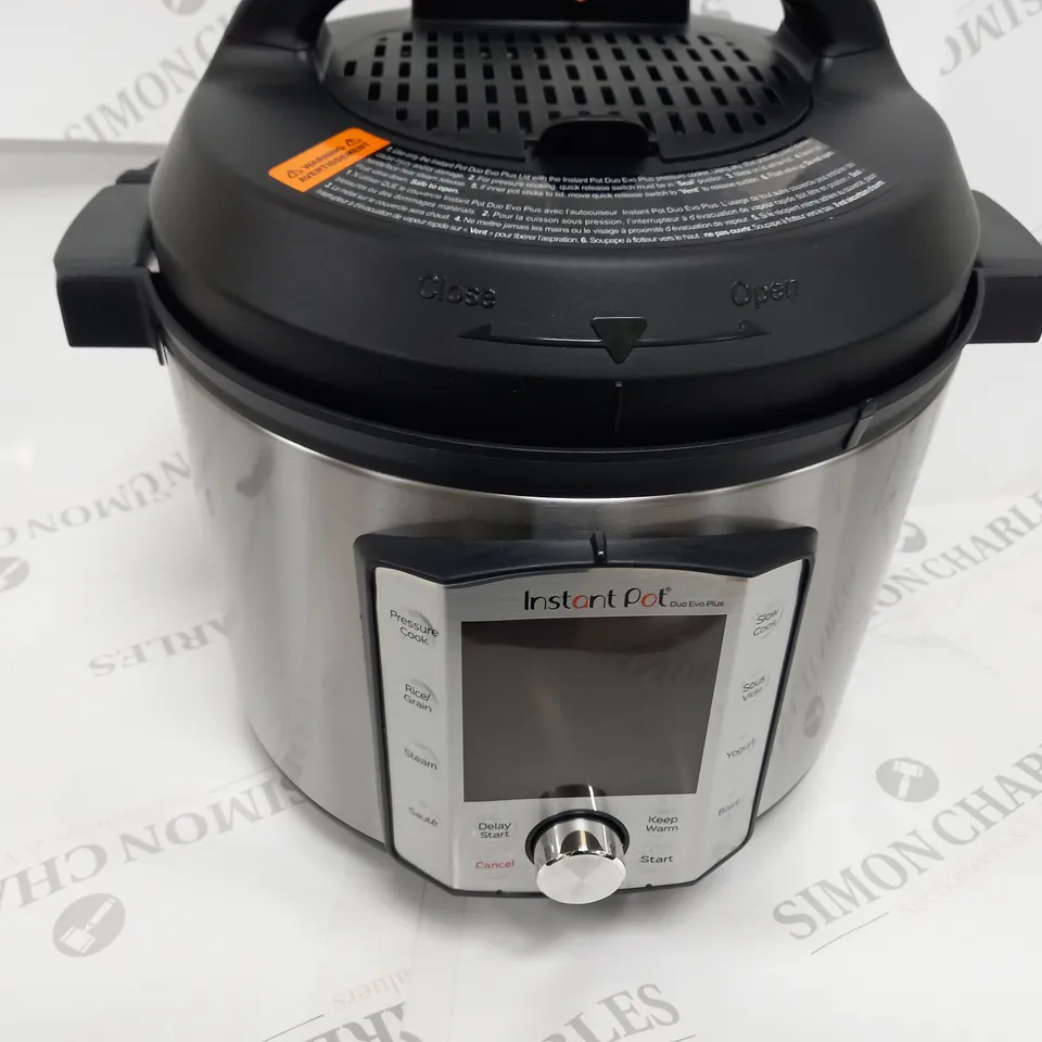 BOXED INSTANT POT DUO EVO PLUS 10-IN-1 PRESSURE COOKER 