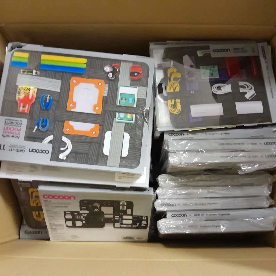 LARGE QUANTITY OF COCOON GRID-IT ACCESSORY ORGANISERS IN SIZES SUCH AS SMALL AND "11, ETC