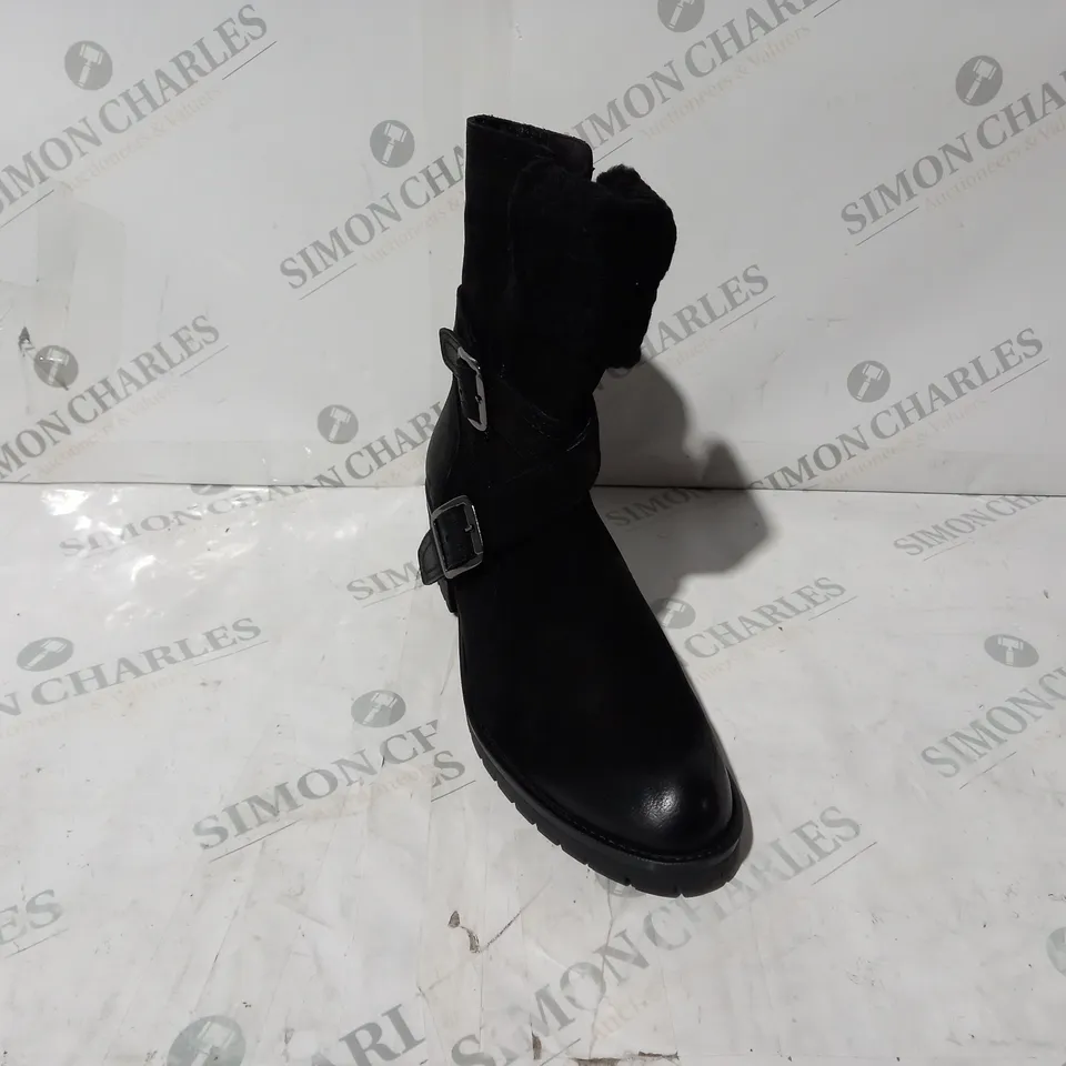 BOXED PAIR OF RUTH LANGSFORD CASUAL BOOTS IN BLACK UK SIZE 6