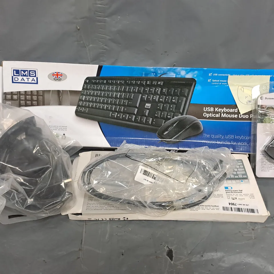APPROXIMATELY 10 ASSORTED ELECTRICAL ITEMS TO INCLUDE KEYBOARD & MOUSE COMBO, BLUETOOTH KEYBOARD, SIM CARD READER, ETC - COLLECTION ONLY