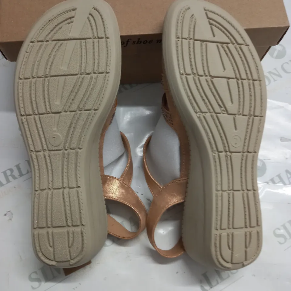 BOXED CUSHION WALK EMBELLISHED SANDALS IN ROSE GOLD  - SIZE 7