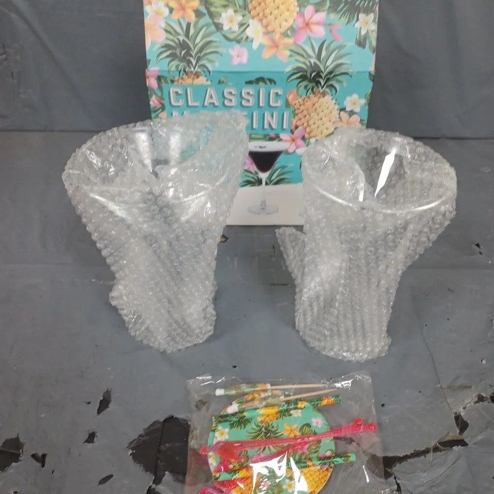 BOXED CLASSIC MARTINI SET - COLLECTION ONLY 