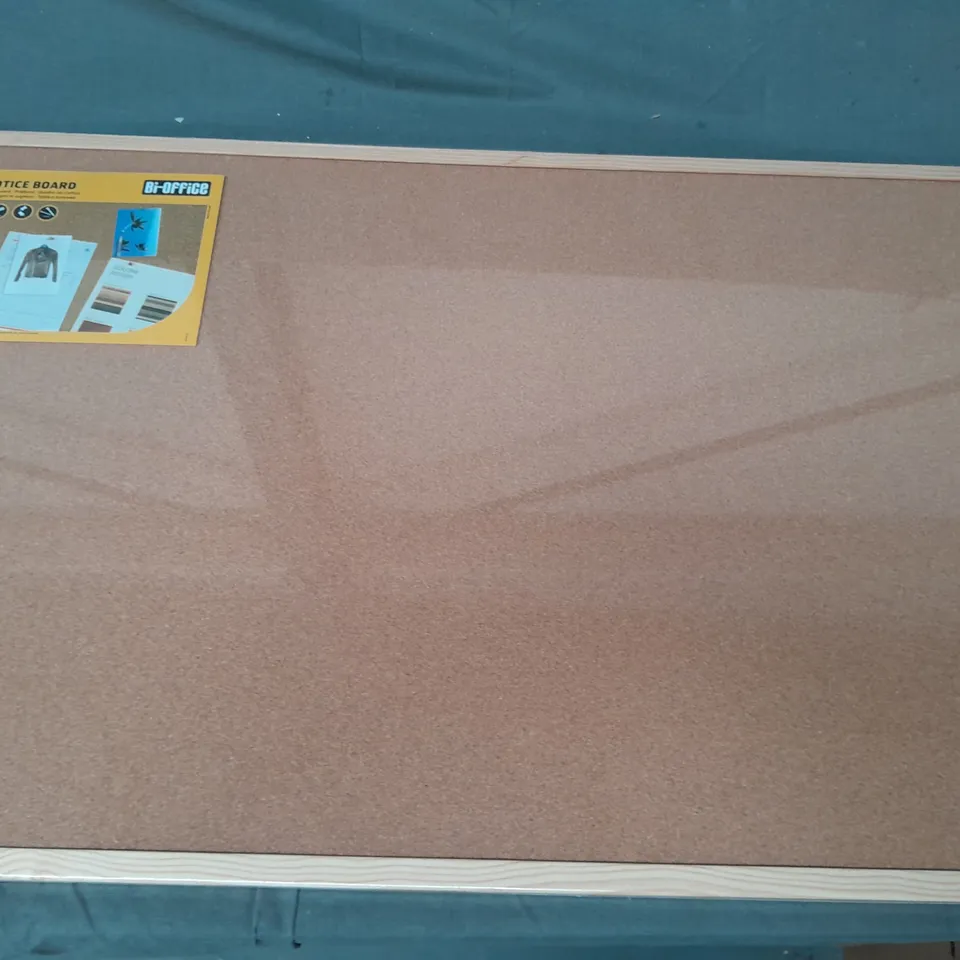 BI-OFFICE WOOD FRAME CORK NOTICE BOARD