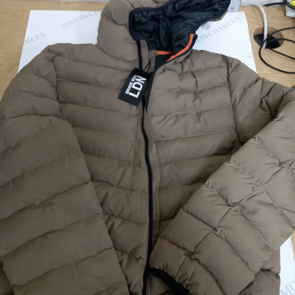 BRAVE SOUL LDN PADDED JACKET IN STONE - L