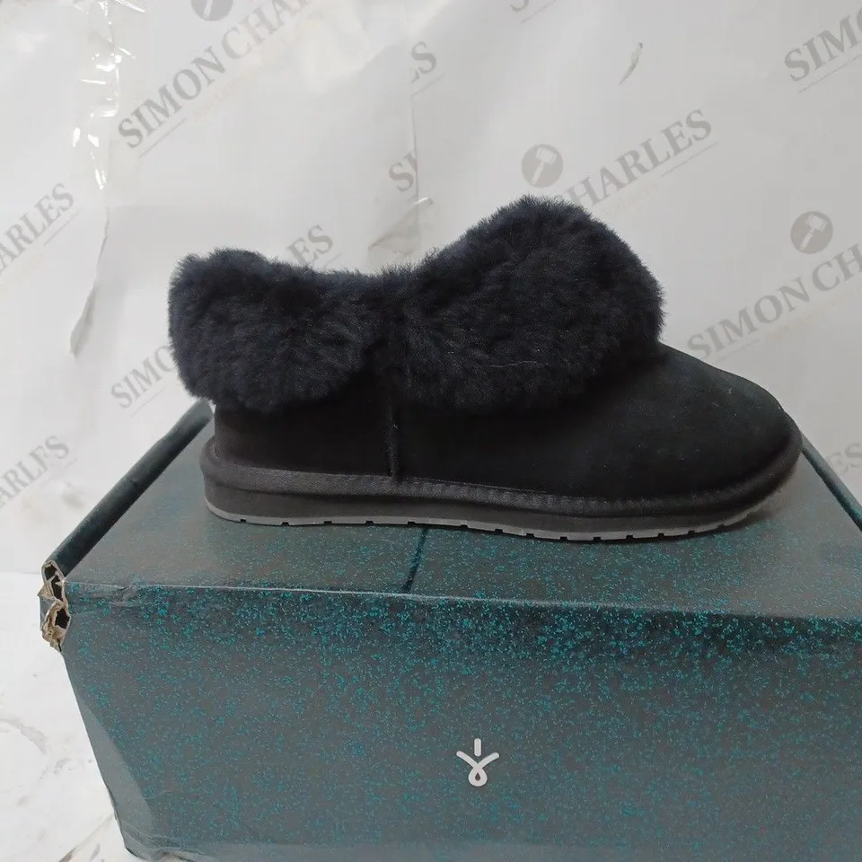 EMU AUSTRALIA MINTARO BOOTS SIZE 6 - NO BOX 