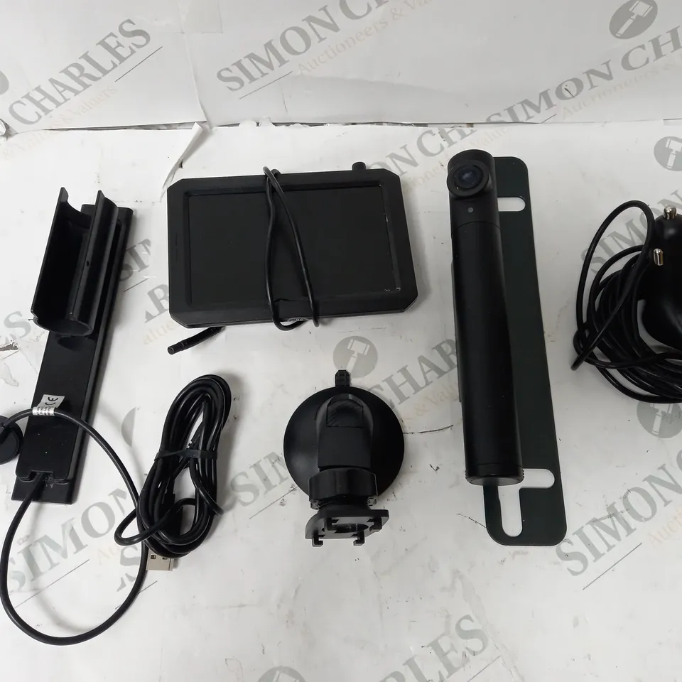 boxed truly wireless backup camera kit 