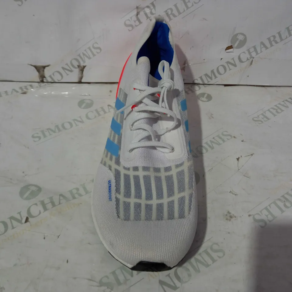 BOXED PAIR OF ADIDAS ULTRABOOST TRAINERS IN WHITE/BLUE/ORANGE UK SIZE 12