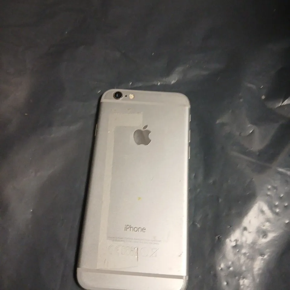 Apple iPhone Silver Smartphone 