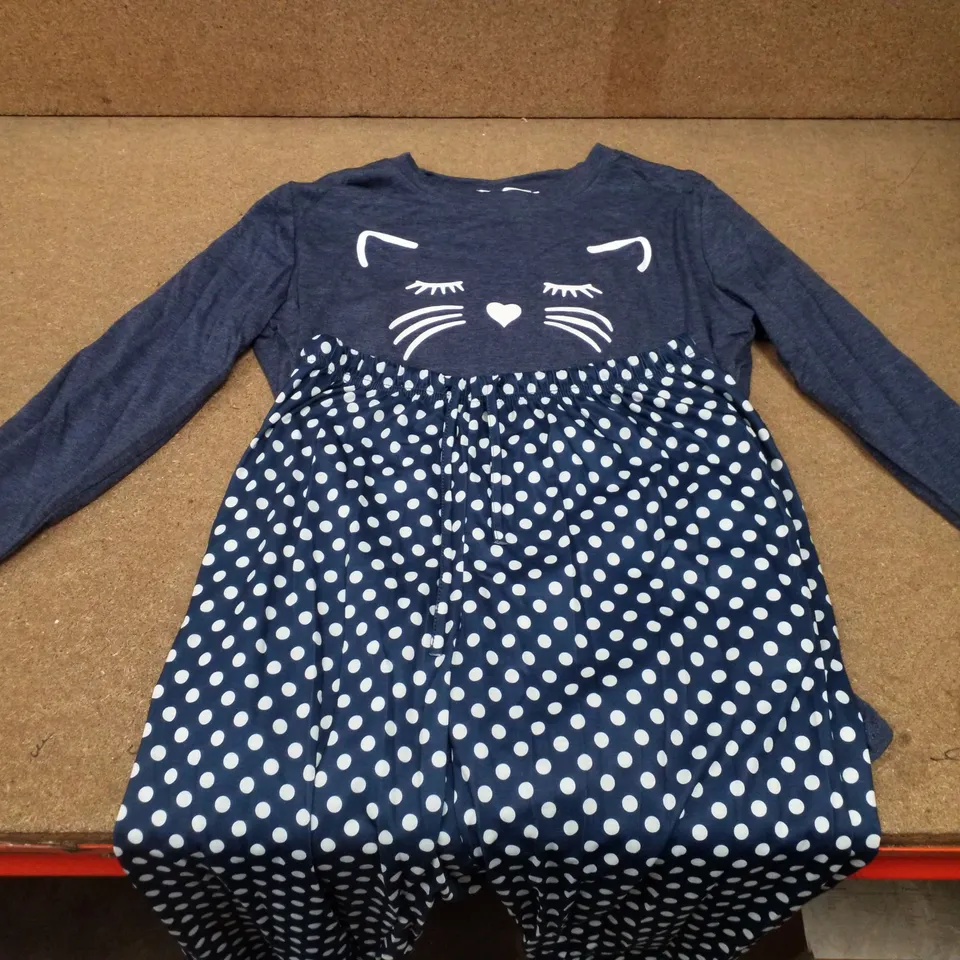 BOX CONTAINING APPROXIMATELY 24 ASSORTED WOMENS CAT PRINT SLEEPWEAR SETS
