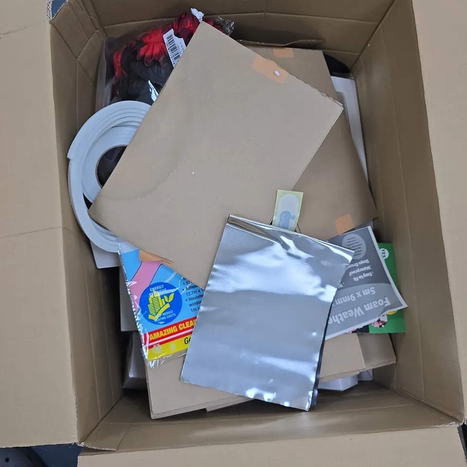 BOX OF APPROXIMATELY 12 ASSORTED ITEMS TO INCLUDE : WINDOW INSULATING KIT