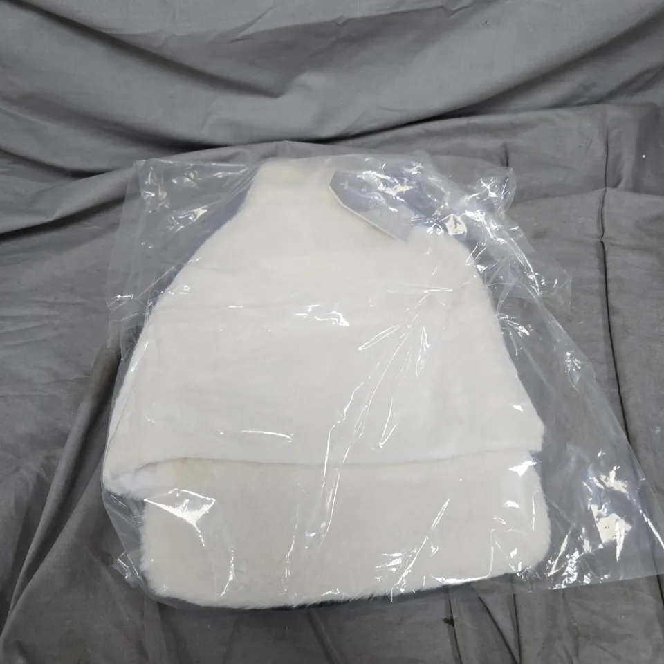 BOX OF APPROXIMATELY 10 ASSORTED ITEMS INCLUDING CAR SUN SHADE , PEACOCK DESIGN JEWELLERY BOX AND HOT WATER BOTTLE FOOT WARMER 