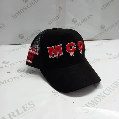 MCO STAY DANGEROUS TRUCKER CAP IN BLACK