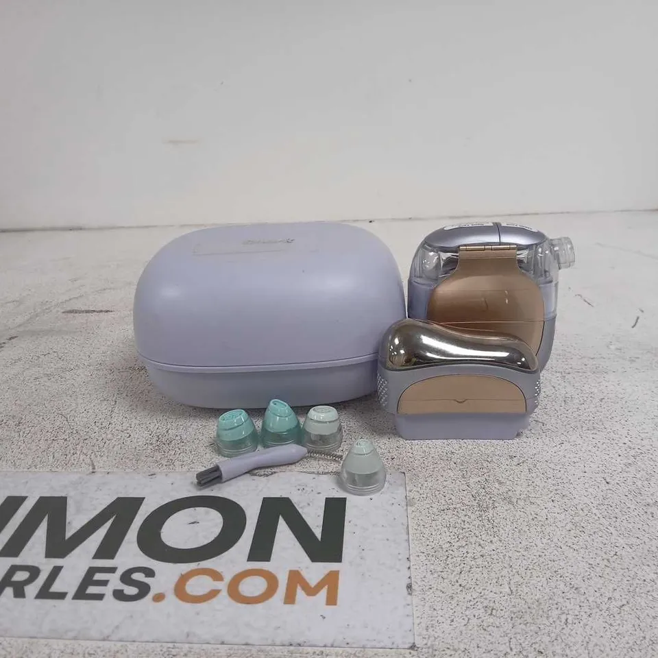 SHARK FACIALPRO GLOW GLOW-BOOSTING AT-HOME FACIAL SYSTEM