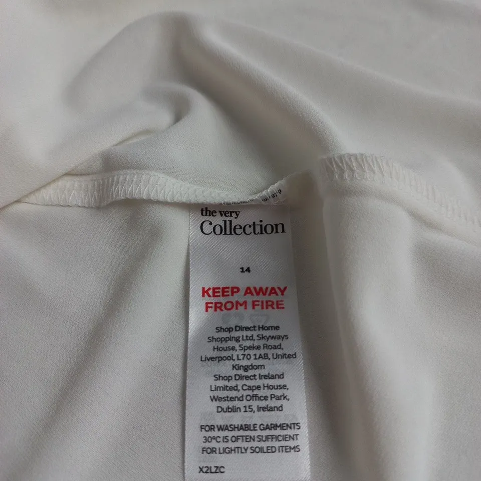 THE VERY COLLECTION WHITE TOP – UK 14