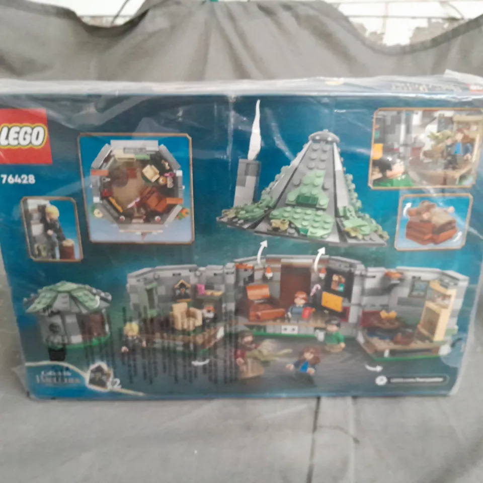 BOXED LEGO HARRY POTTER HAGRID’S HUT: AN UNEXPECTED VISIT 76428