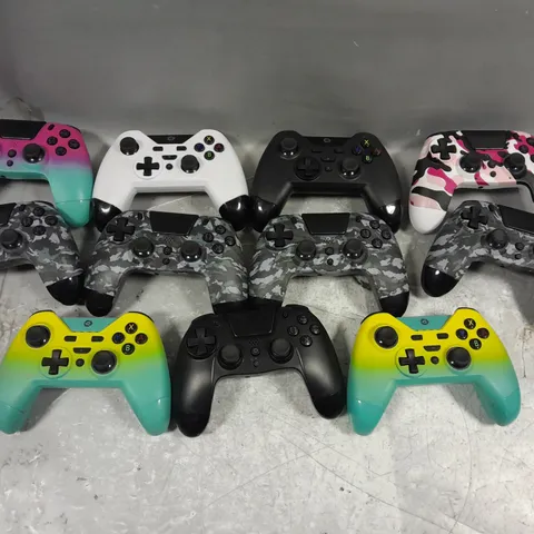 11 LOOSE GIOTECK GAMING CONTROLLERS IN VARIOUS STYLES & COLOURS