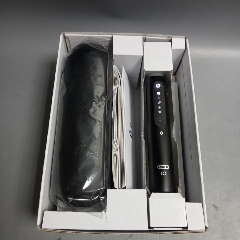 BOXED ORAL B IO SERIES 5 ELECTRIC TOOTHBRUSH