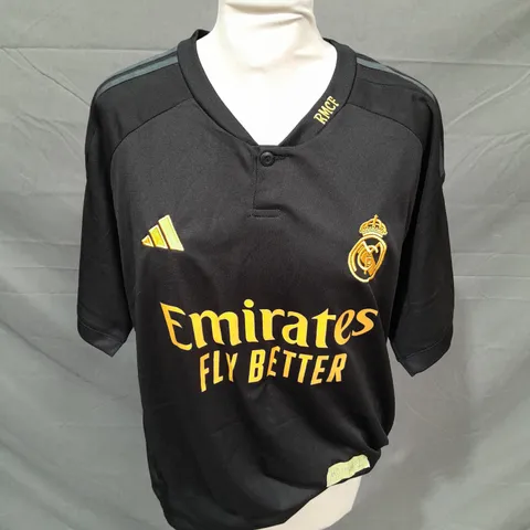ADIDAS REAL MADRID FOOTBALL SHIRT - 04 - LARGE