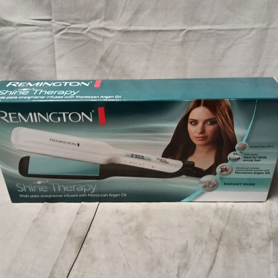 BOXED AND SEALED REMINGTON SHINE THERAPY WIDE PLATE STRAIGHTENER