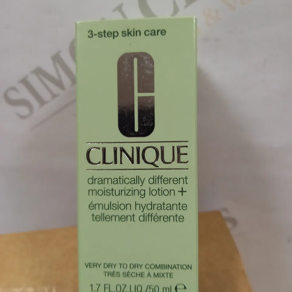 CLINIQUE DRAMATICALLY DIFFERENT MOISTURIZING LOTION 50ML X3