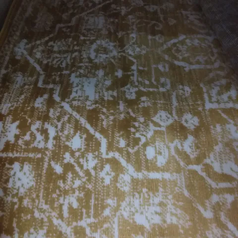 GOLD PATTERNED RUG 120X160CM