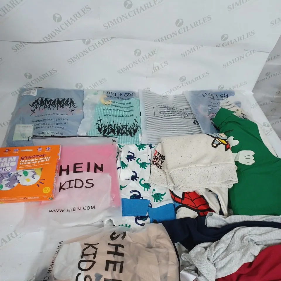 BOX OF ASSORTED CHILDRENS CLOTHING VARYING IN SIZE/COLOUR/STYLE TO INCLUDE:  TOPS, DRESSES, JUMPERS