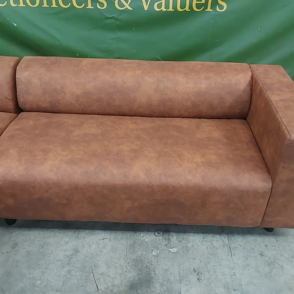 DESIGNER CLARKSON CORNER CHAISE SOFA - CHESNUT