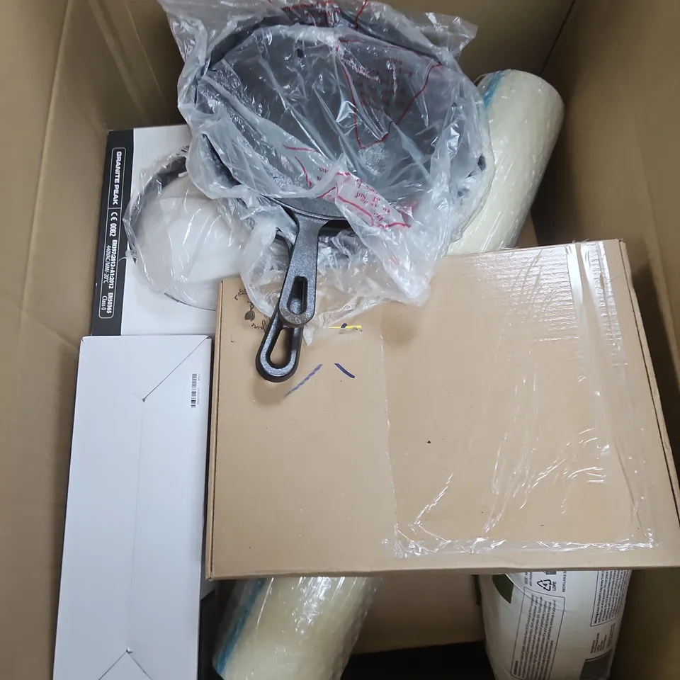 LARGE BOX OF APPROX 10 ASSORTED HOUSEHOLD ITEMS TO INCLUDE PANS, PLUSHIES AND NAPPIES - COLLECTION ONLY
