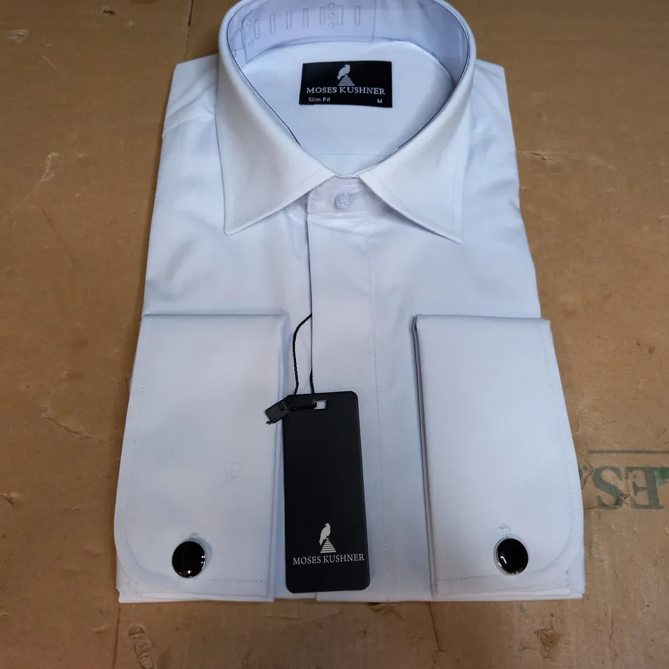 MOSES KUSHNER LOT OF 5 LONG SLEEVE SLIM FIT BUTTONED SHIRTS IN VARIOUS COLOURS AN SIZES - 3 LIGHT BLUE MEDIUM, 1 LIGHT BLUE XL, 1 LIGHT PINK MEDIUM