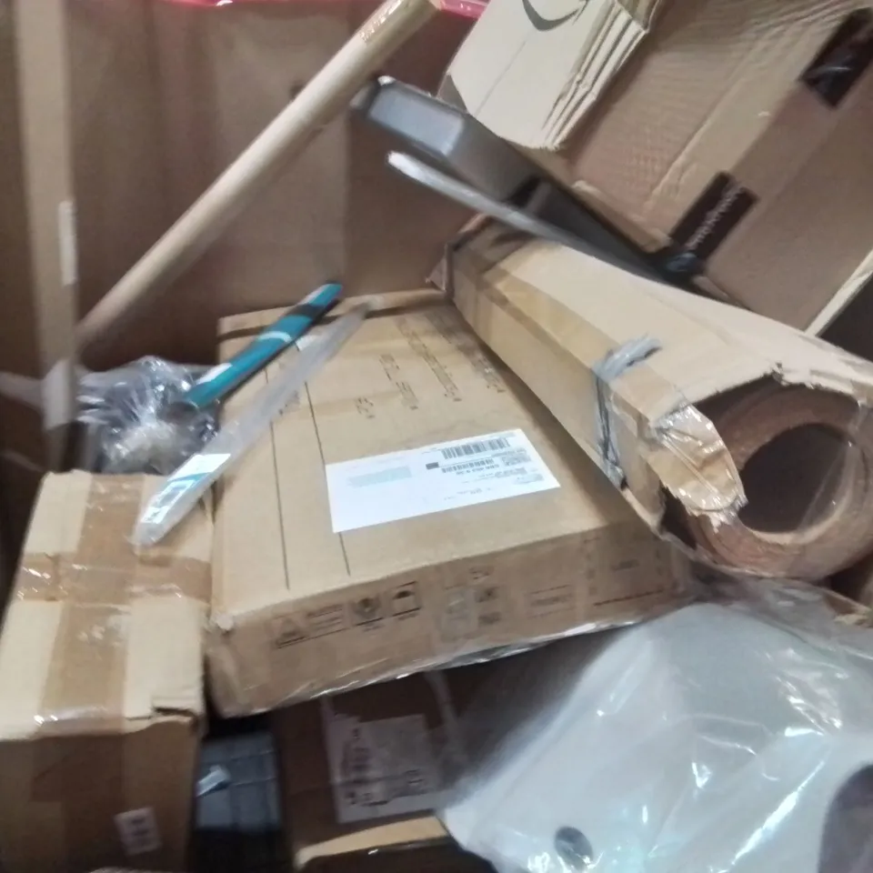 PALLET OF ASSORTED HOUSEHOLD GOODS AND PRODUCTS TO INCLUDE;RETRACTABLE SAFETY GATE,KICK KIDS SCOOTER,MEIJIA PORTABLE PROTE