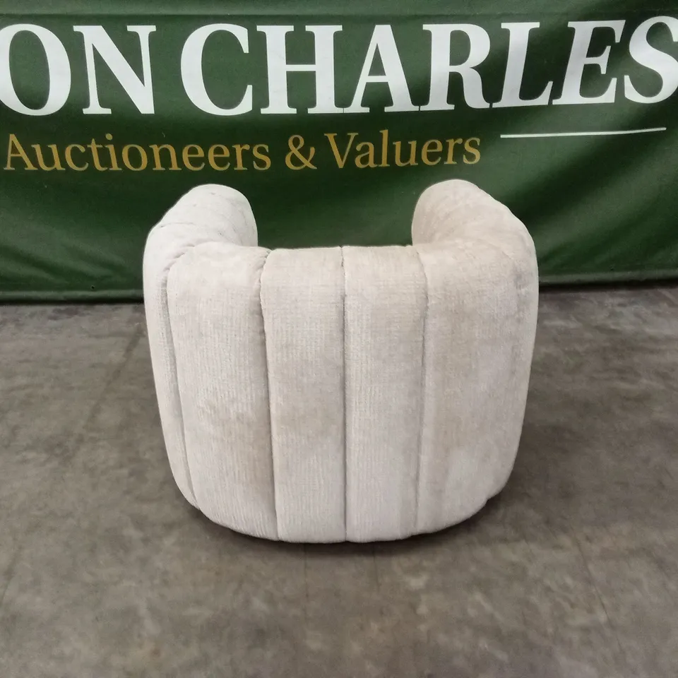 QUALITY DESIGNER FABRIC 360° SWIVEL ARMCHAIR