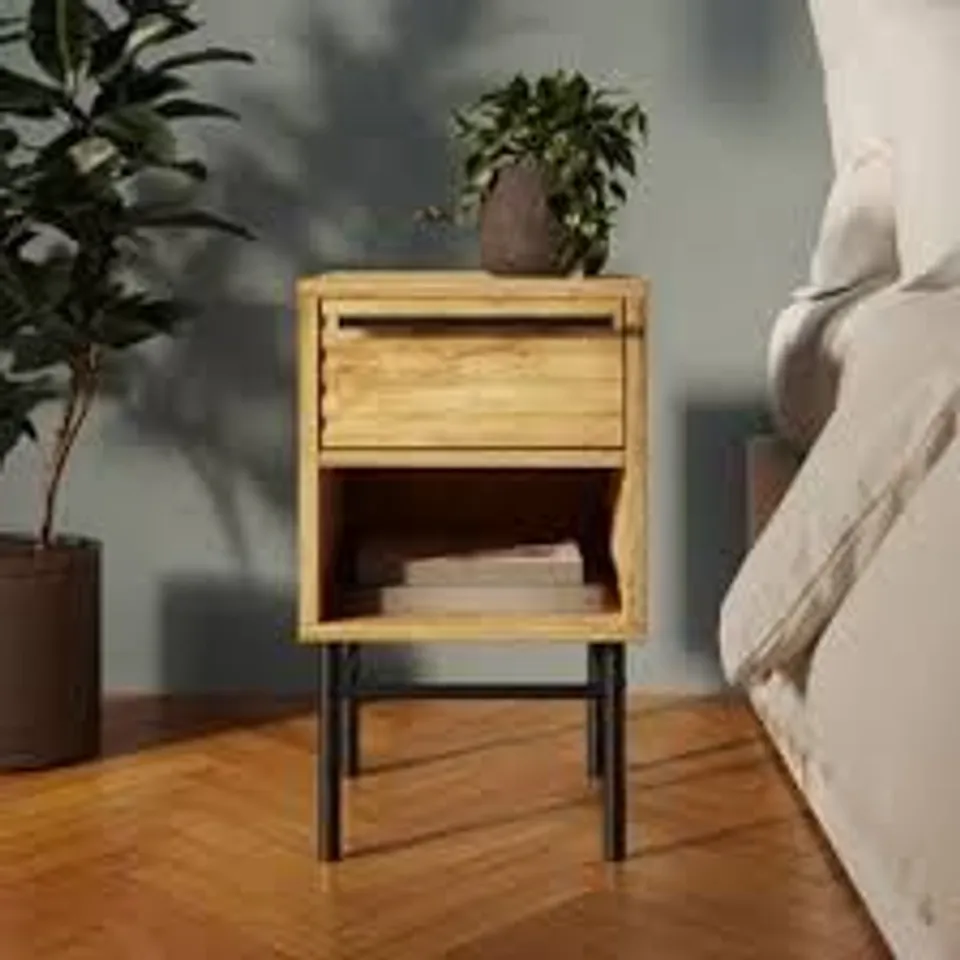 BOXED BRYANT COMPACT BEDSIDE MANGO WOOD EFFECT