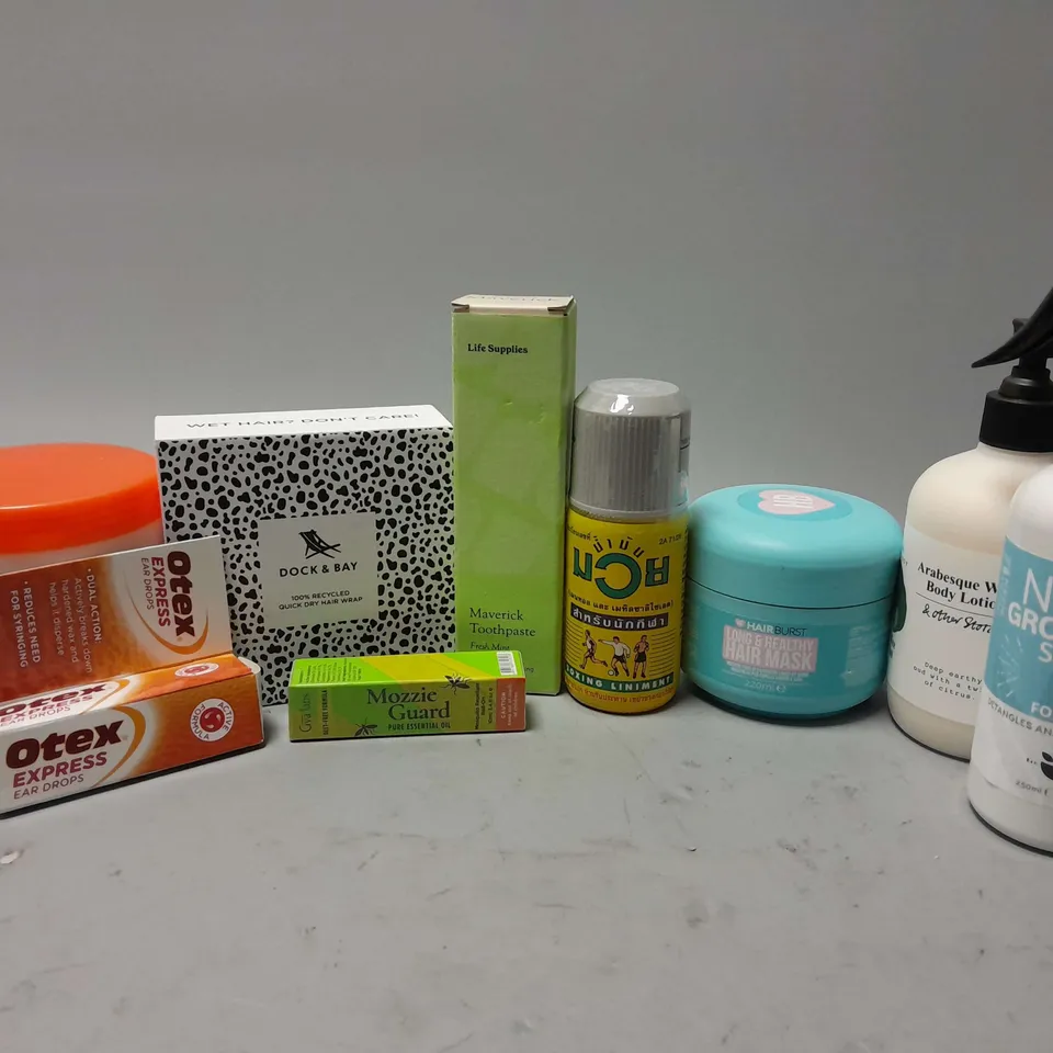 APPROXIMATELY 20 ASSORTED HEALTH & BEAUTY ITEMS TO INCLUDE ARABESQUE WOOD BODY LOTION (350ml), MAVERICK TOOTHPASTE (70ml), CANTUE SHEA BODY BUTTER (453g), ETC