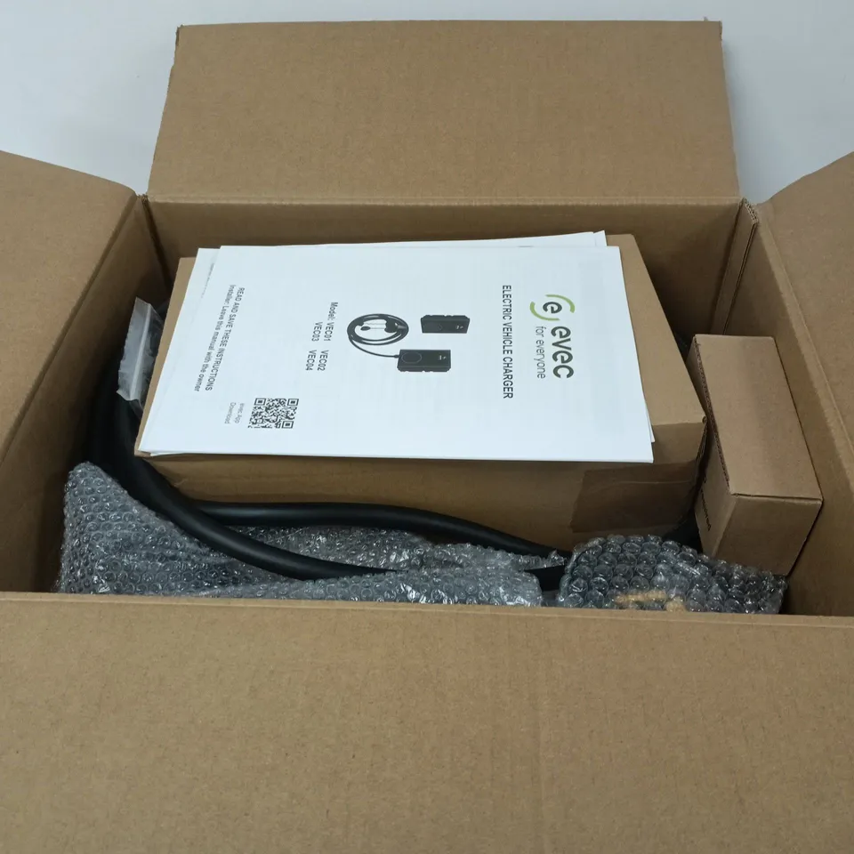 EVEC ELECTRIC VEHICLE CHARGER – MODEL VEC01/02/03/04 – BOXED