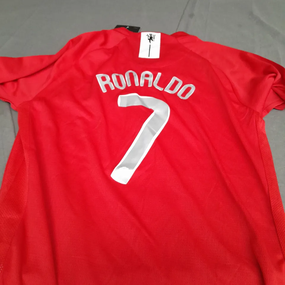 NIKE MANCHESTER UNITED FOOTBALL CLUB FINAL MOSCOW 2008 SHIRT - SIZE 26
