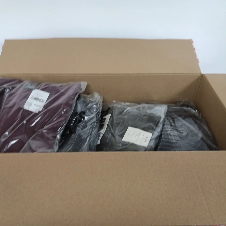 BOX OF APPROXIMATELY 9 ASSORTED CLOTHING ITEMS TO INCLUDE: PUFFER QUILTED VEST 