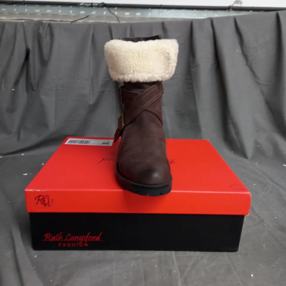 BOXED PAIR OF RUTH LANGSFORD CASUAL BOOTS IN OAK COLOUR - SIZE 4