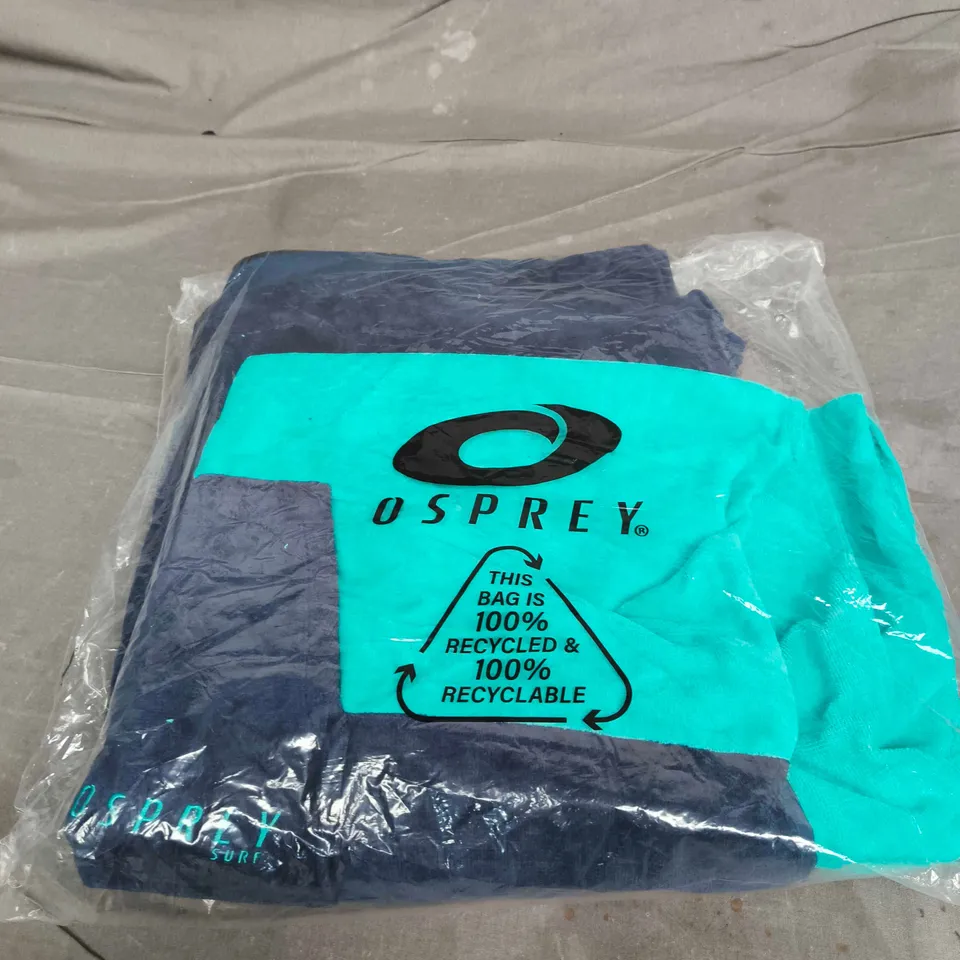 OSPREY HOODED PONCHO – NAVY (SURF) WITH TAG