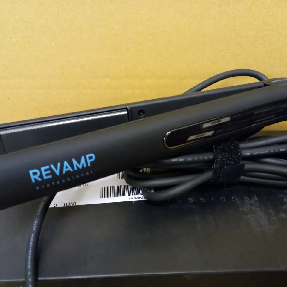 PROGLOSS TOUCH DIGITAL, CERAMIC STRAIGHTENER