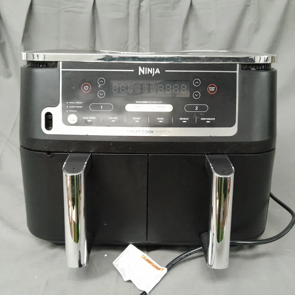 BOXED NINJA FOODI MAX DUALZONE AIR FRYER AF451UK