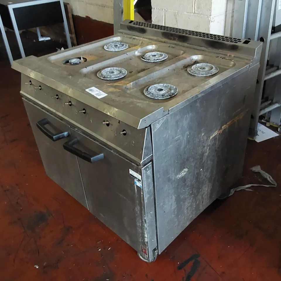 FALCON DOMINATOR 6-BURNER TOP GAS OVEN 