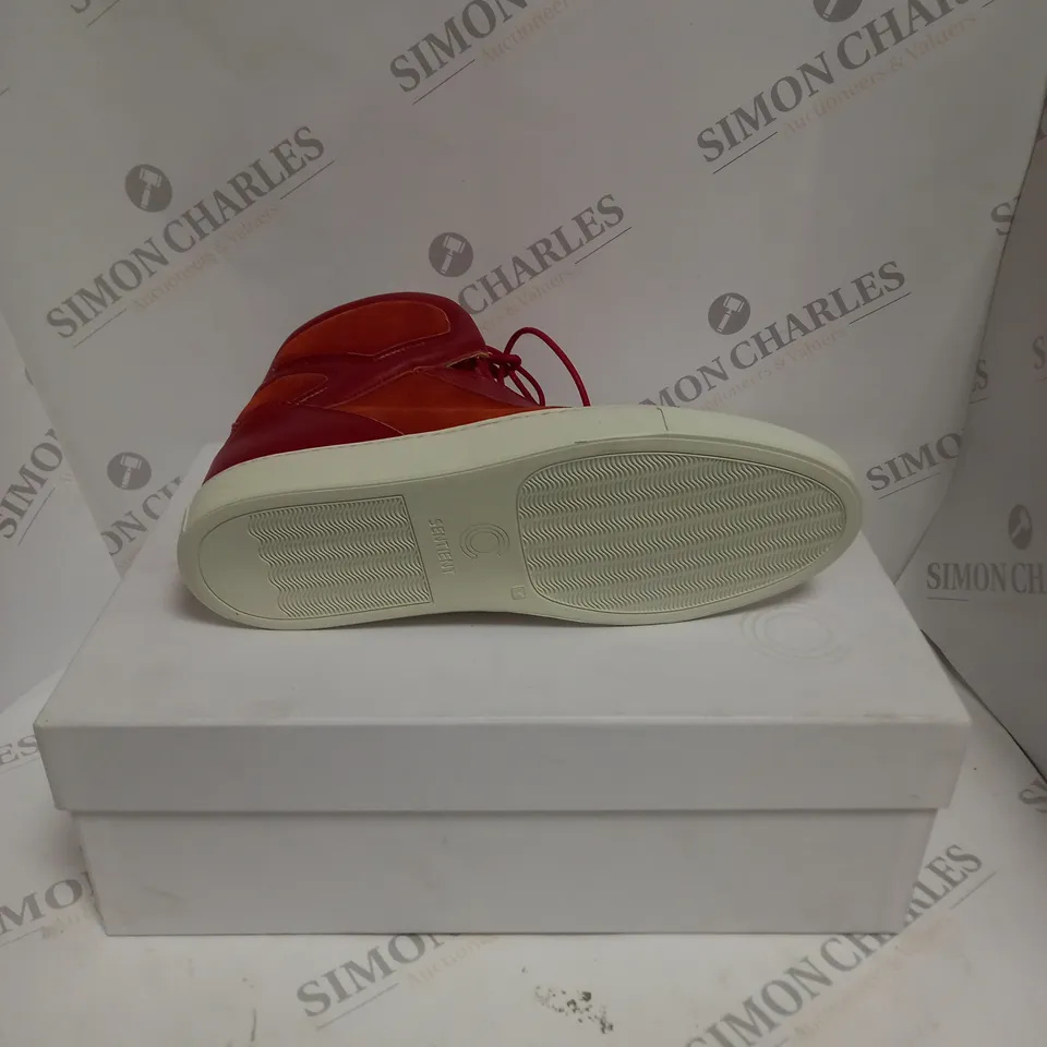 BOXED PAIR OF SENTIENT ANKLE SHOES IN RED - 7