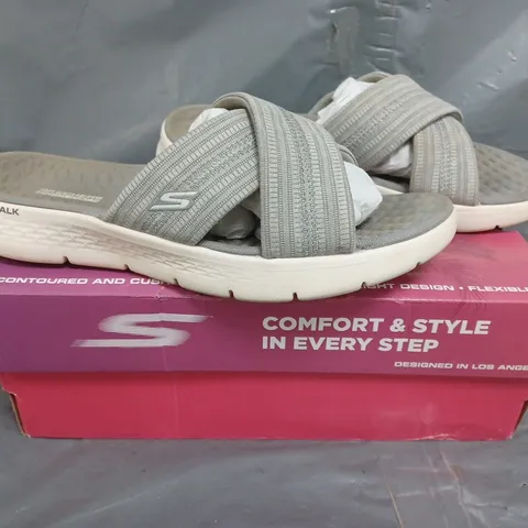 BOXED PAIR OF SKECHERS GO WALK SANDALS IN GREY SIZE 5
