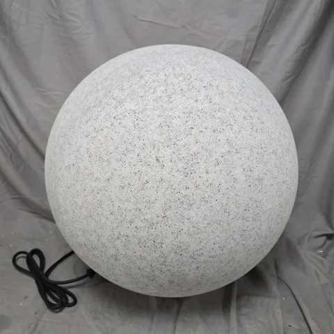 BOXED BLUMFELDT STONE LOOK GARDEN LIGHT 
