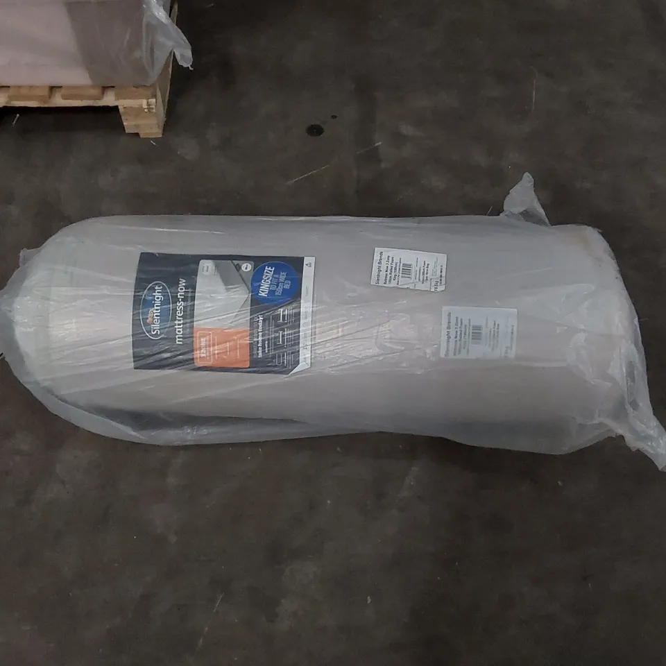 QUALITY BAGGED AND ROLLED SILENTNIGHT 5' KING SIZE MATTRESS 