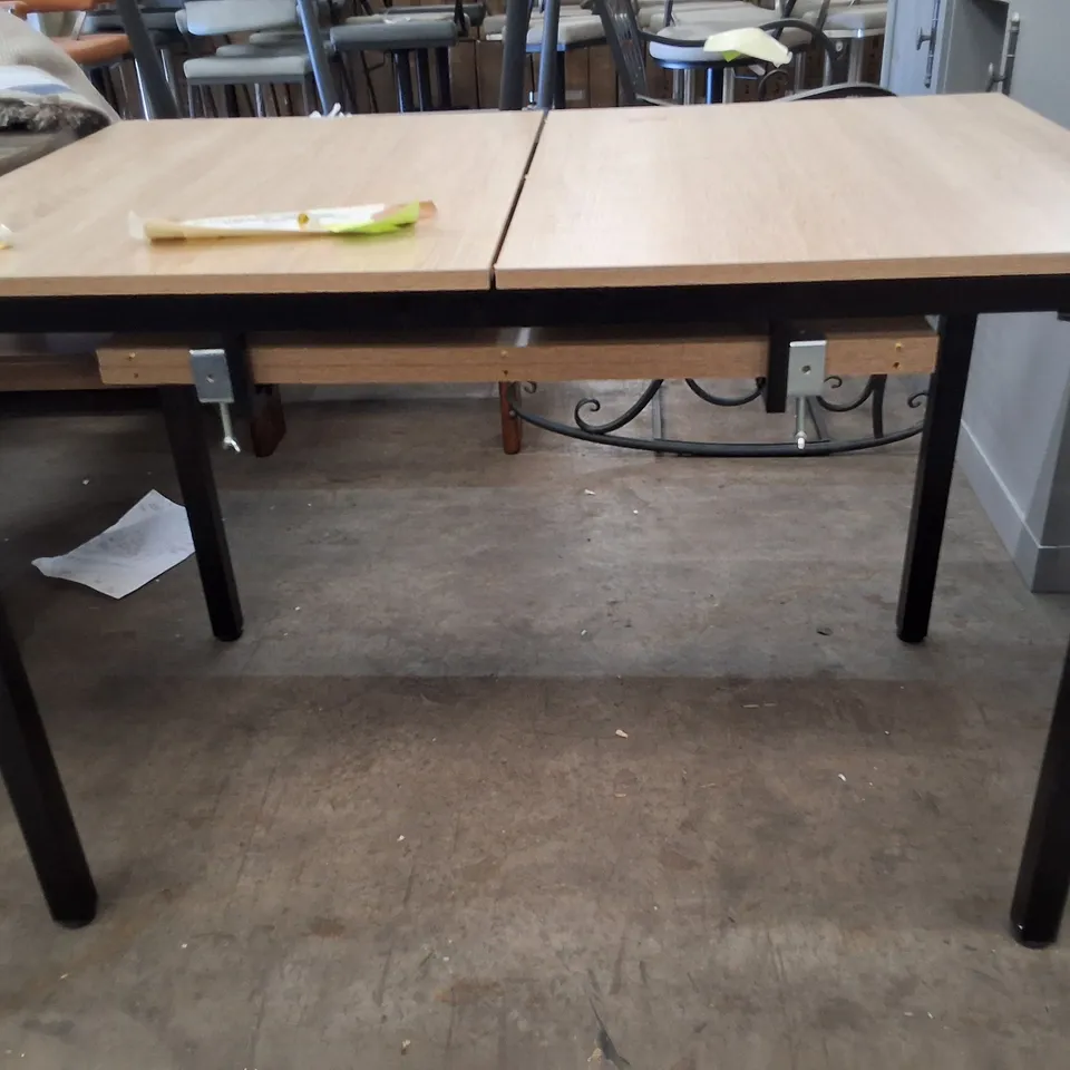 EXTENDABLE ANTKE DINING TABLE 110-150CM TABLE TOP WOODEN DESK BEIGE
