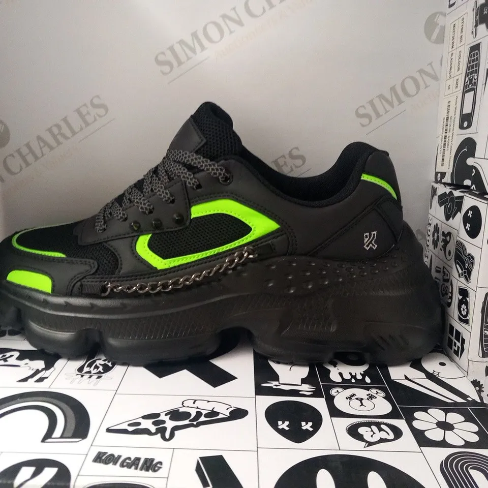 BRAND NEW BOXED PAIR OF KOI SKAVEN MEN'S GRUNGE ATOMIC TRAINERS SIZE 9