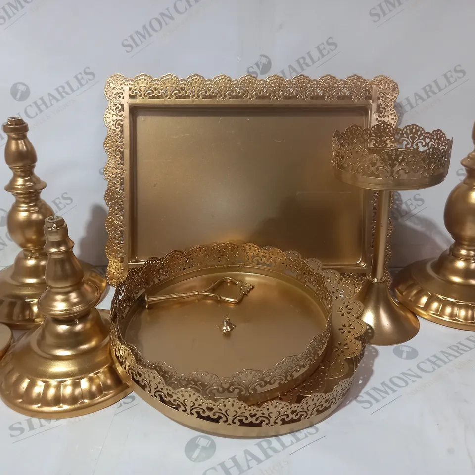 BOXED UNBRANDED SET OF CAKE STANDS IN GOLD